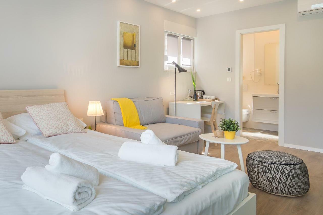 4 Elements Old Town Views Rooms 特罗吉尔 外观 照片